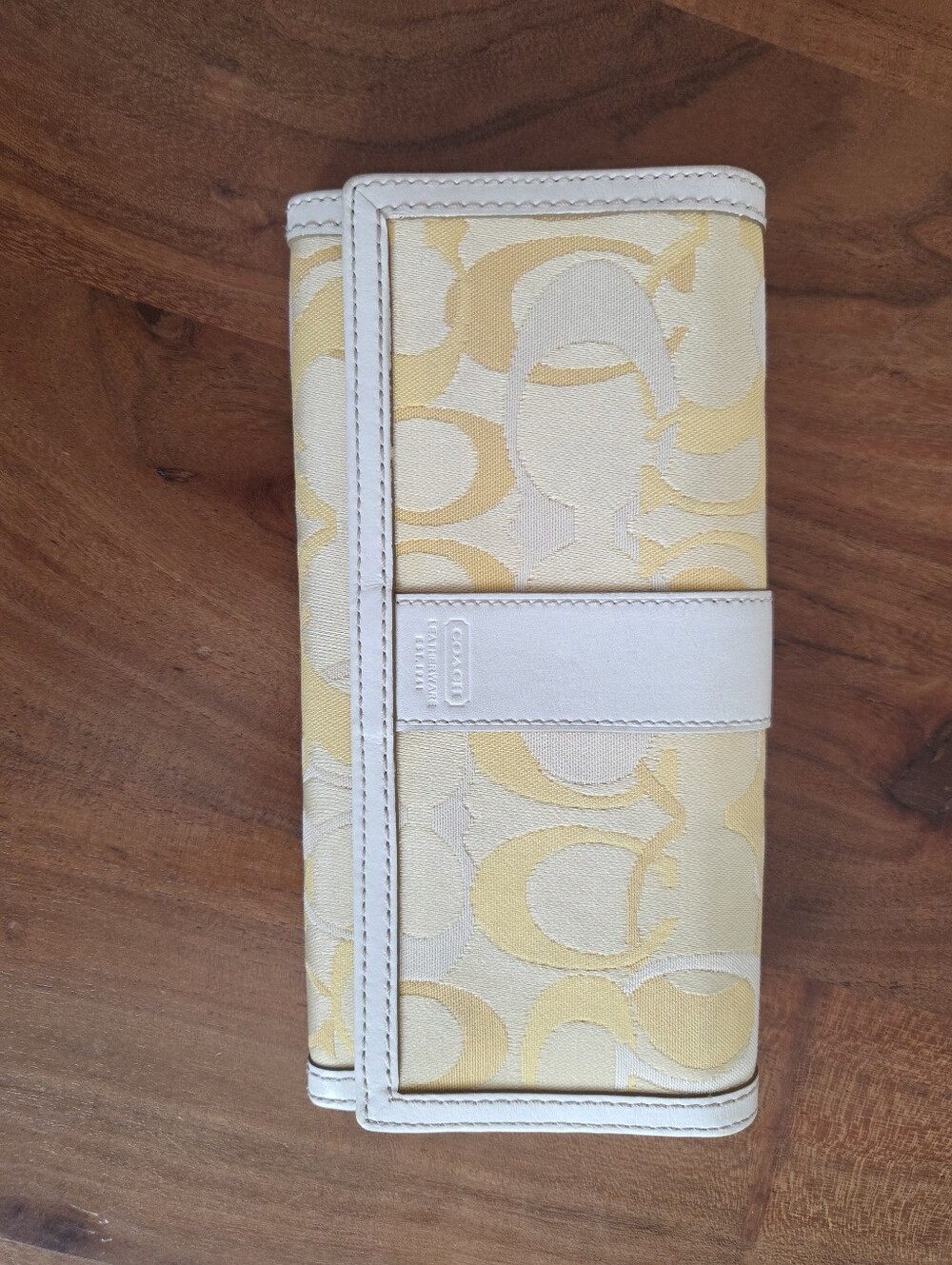COACH Yellow Signature C WALLET